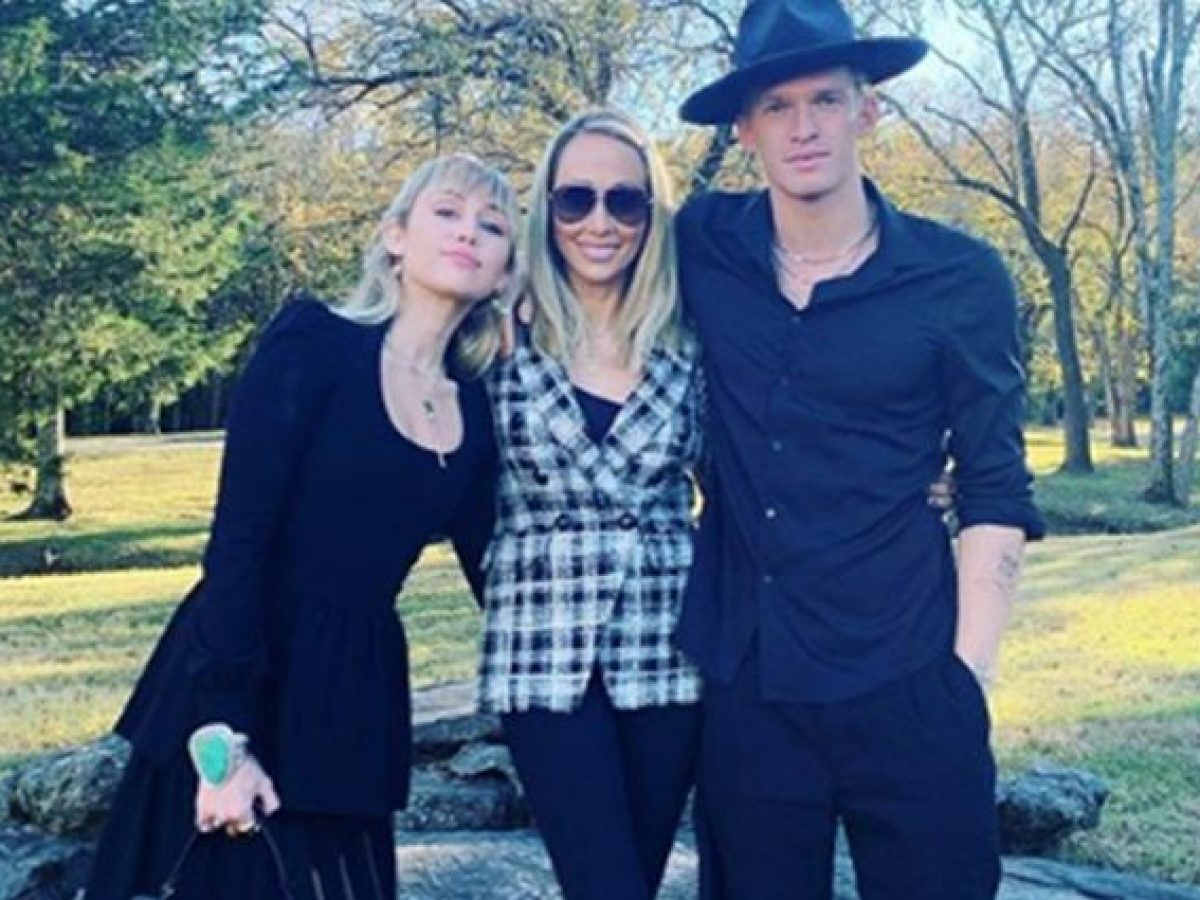 Miley Cyrus E La Sua Famiglia
