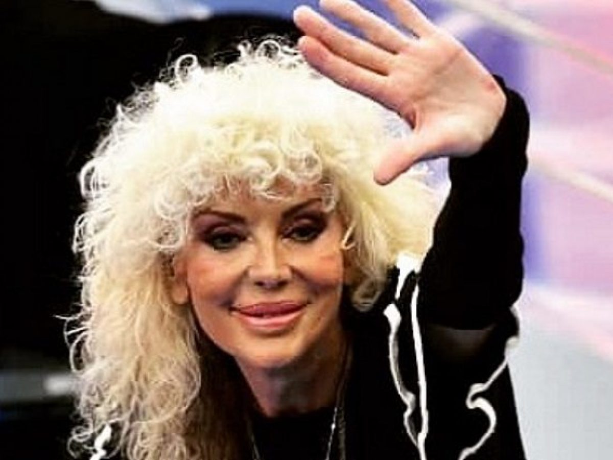 Donatella Rettore sta meglio dopo tumore