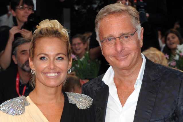 Paolo Bonolis: “Sonia Bruganelli ha tanti pregi, però compra caz**te come la casa per il gatto”