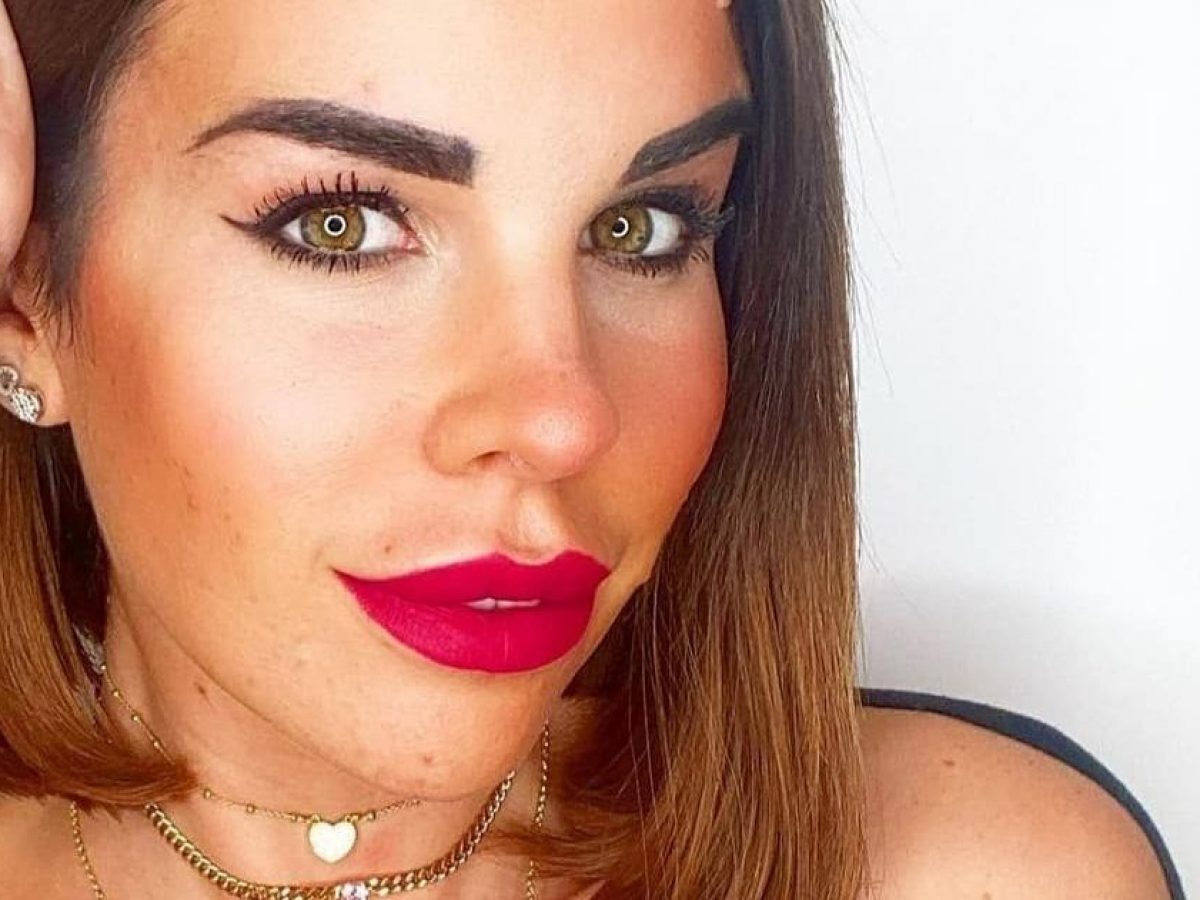 Chi E Letizia La Moglie Di Federico Fashion Style E Madre Di Sua Figlia Sophie Maelle