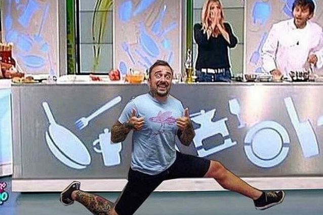 Chef Rubio prende in giro le star: da Belen a Lisa Fusco la parodia è irresistibile (FOTO)