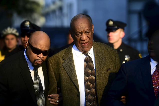 Bil Cosby in tribunale: inizia il processo per violenza sessuale (FOTO)