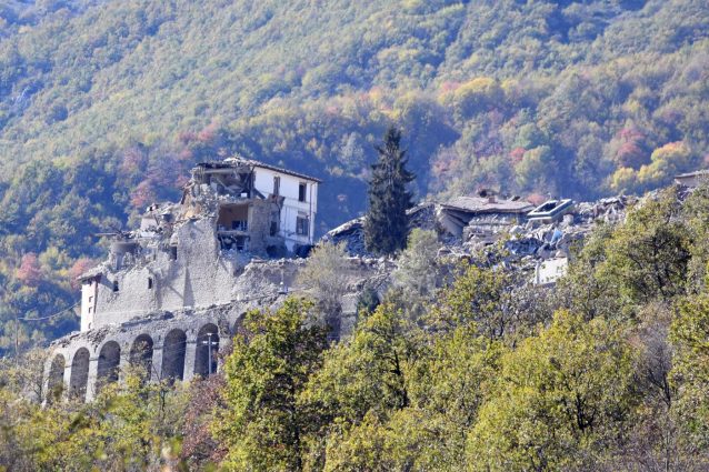 Terremoto, la Rai cambia programmazione e stravolge la prima serata