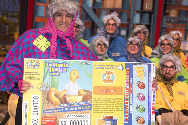 Affari Tuoi Speciale Lotteria vince gli ascolti tv, in calo la fiction di Canale 5