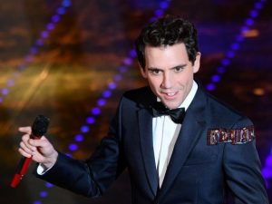 Mika a Sanremo 2018, i lettori di Fanpage.it promuovono il cantante alla conduzione