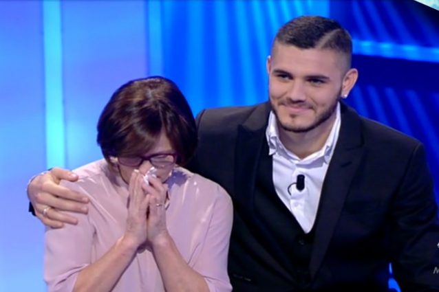 Elisa al figlio: "Non cambiare, sei come tutte le mamme vorrebbero"