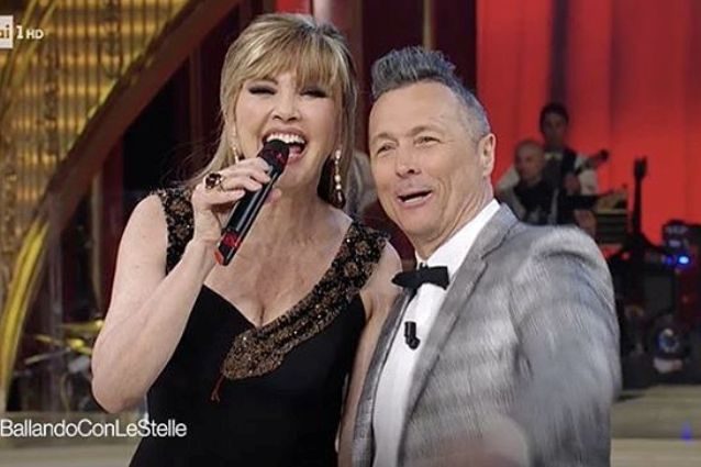 Milly Carlucci batte la De Filippi, senza C'è posta per te a vincere è Ballando 2017