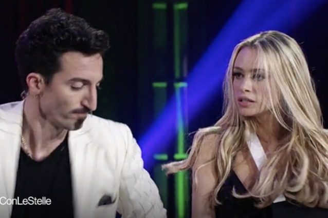 Martina Stella senza paura, balla con una costola rotta e un braccio fasciato