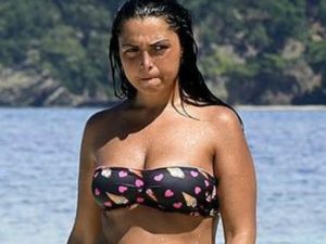 No di Nancy Coppola al Maurizio Costanzo Show: "Esigo rispetto per me e le donne in carne"