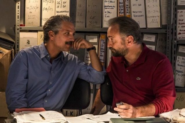 Beppe Fiorello conquista il pubblico ricordando Falcone e Borsellino