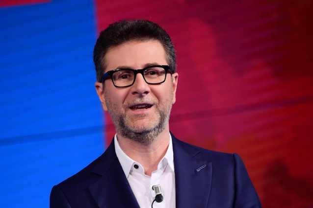 Fabio Fazio vicino al rinnovo: "Passaggio a Rai1, contratto da 11,2 milioni di euro per 4 anni"