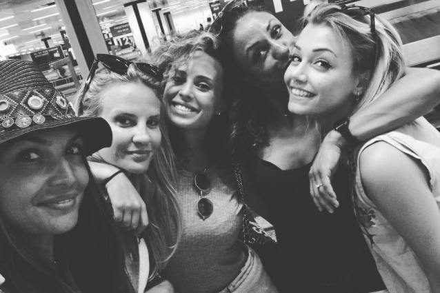 Le fidanzate di Temptation Island 2017 fanno gruppo, l'unica assente è Francesca Baroni