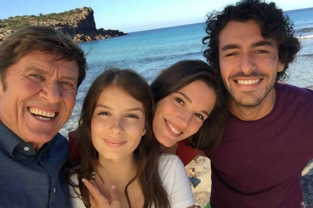 Gianni Morandi torna alla fiction con 'L'isola di Pietro': "È una storia d'amore, passione e mistero"