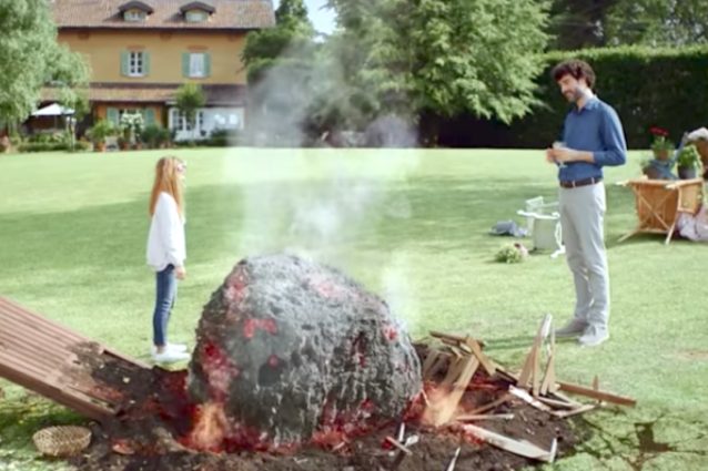 Buondì Motta, secondo spot con l'asteroide: questa volta a morire è il papà