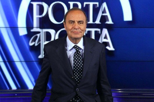 Stipendio ridotto per Bruno Vespa, guadagnerà 700mila euro in meno a stagione
