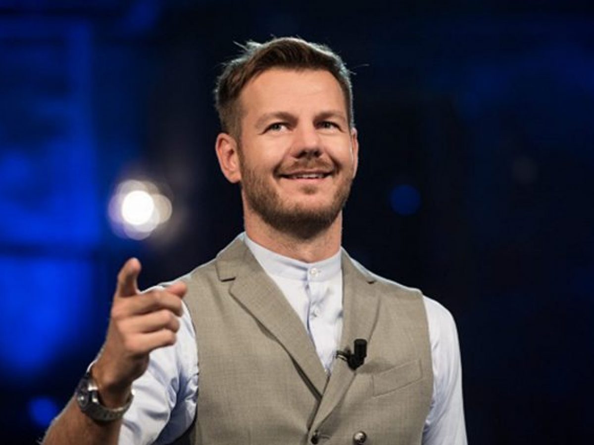 Chi è Il Nuovo Presentatore Di X Factor