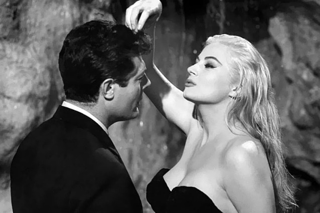 È morta Anita Ekberg, musa di Fellini e simbolo de "La dolce vita"