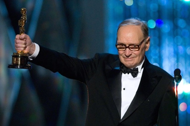 Ennio Morricone e gli Oscar: tutte le nomination e il premio alla carriera vinto nel 2007