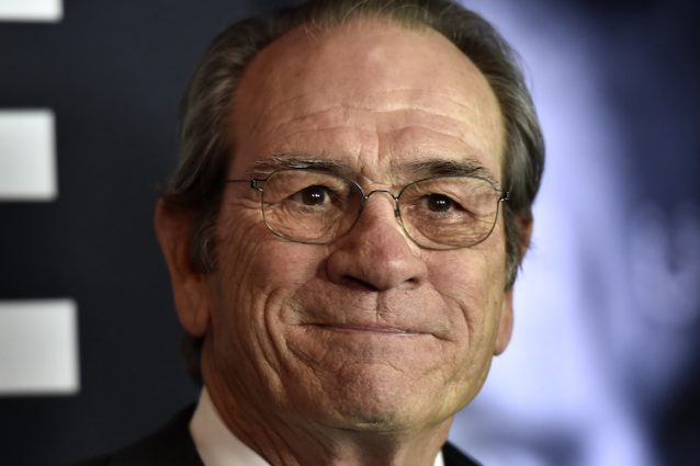 Tommy Lee Jones, il premio Oscar de “Il fuggitivo” festeggia 70 anni