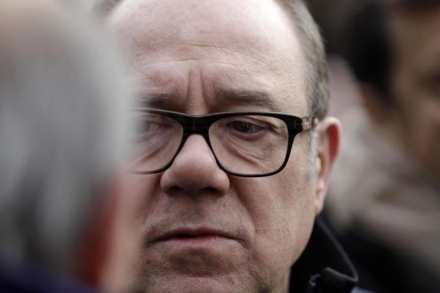 Carlo Verdone affranto per gli incendi in Italia: "Solo tanta rabbia"