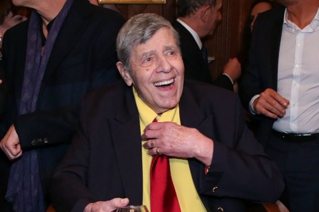 Lutto nel cinema, è morto Jerry Lewis: l'attore aveva 91 anni Lutto nel cinema, è morto Jerry Lewis: l'attore aveva 91 anni