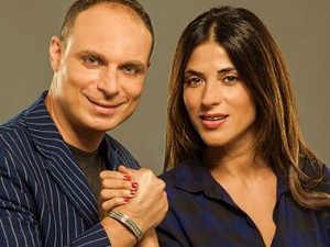 Uno scatto di Giuseppe Talarico insieme a Lucia Rossi, protagonisti della Commedia "Alberto, Veronica, e me" in scena da questa sera al Teatro Agorà.