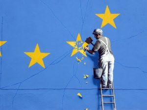 La Brexit secondo Banksy: via la stella del Regno Unito