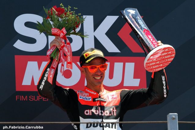 Superbike: Marco Melandri e Ducati protagonisti a Misano
