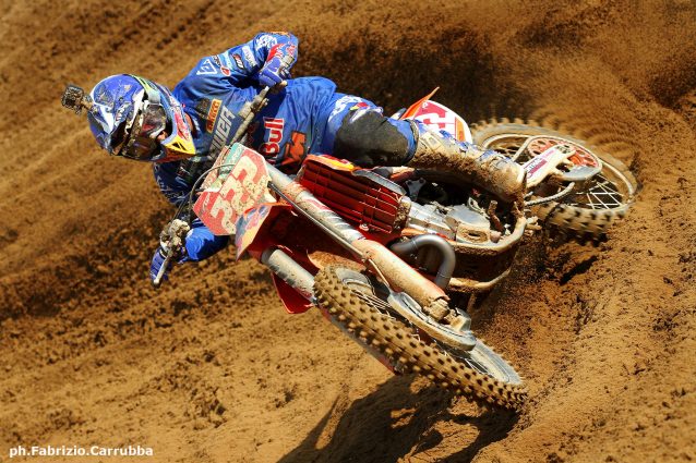 Diavolo di un Cairoli: nell’inferno di Ottobiano va in scena il Tony Show