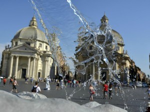 Meteo Roma, sole e caldo nel weekend con 30 gradi. Ma lunedì arriva il "Summer Storm"