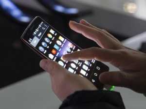 Latina: "Due bambine nella rete di Blue Whale". Ma è una bufala