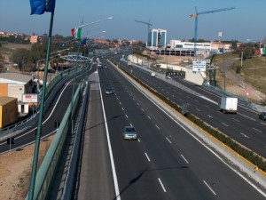 Spenti tre tabelloni elettronici sul Grande Raccordo Anulare per furto di cavi