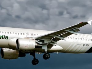 Lunedì 20 marzo sciopero dei controllori di volo, rischio caos a Fiumicino
