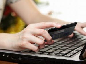 Oscurati due noti siti di E-commerce: avevano prezzi concorrenziali perché evadevano l'Iva