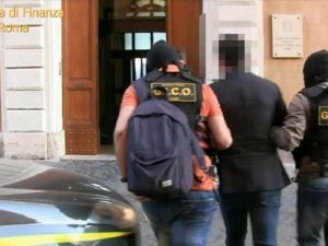 Corruzione, 15 arresti al Comune di Guidonia: "Una mafia bianca ha espugnato le istituzioni"