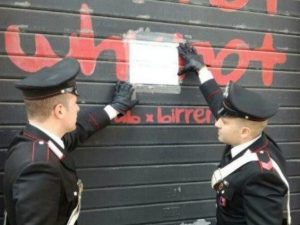 Risse e pregiudicati: chiuso il "Why not", noto pub della Garbatella a Roma