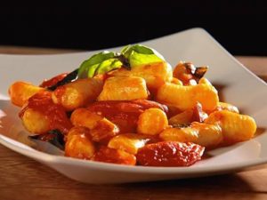 Sagra degli gnocchi al ragù tra quelle in programma per il ponte dell'1 maggio nel Lazio.