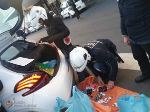 Sgomberate bancarelle abusive davanti alla Stazione Termini