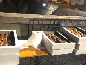 Trastevere, multati i "cornettari" notturni: sequestrate 400 paste