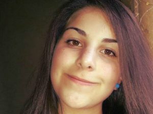 Sonia Veglianti, la 17enne scomparsa (da Facebook)