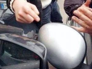 Roma, riecco la truffa dello specchietto: arrestato un 30enne a Battistini