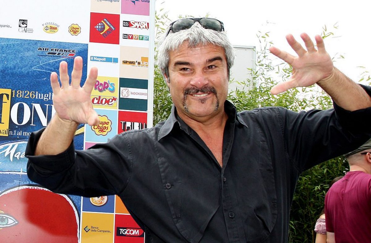 Pino Insegno a Roma con lo spettacolo Per sempre. Malgrado tutto