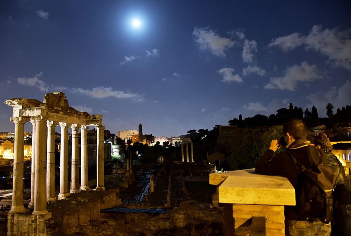 A Che Ora Sorge La Luna Oggi A Roma