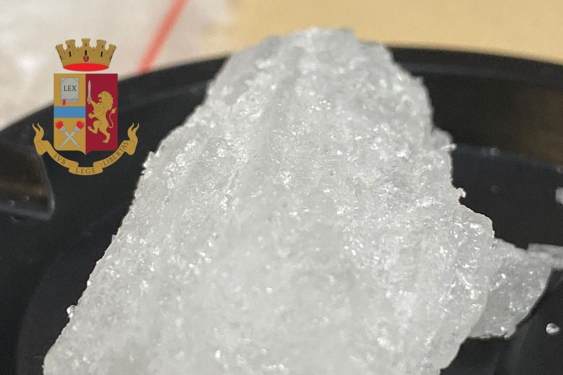 Sequestrato un etto di Shaboo in una casa di Tor Pignattara è la droga più pericolosa sul mercato Sequestrato un etto di Shaboo in una casa di Tor Pignattara è la droga più pericolosa sul mercato