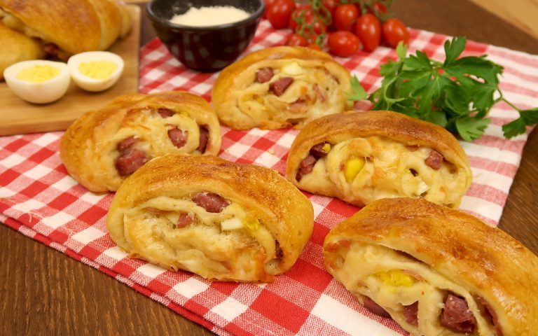 Panini napoletani: la ricetta per prepararli morbidi e saporiti in poco tempo