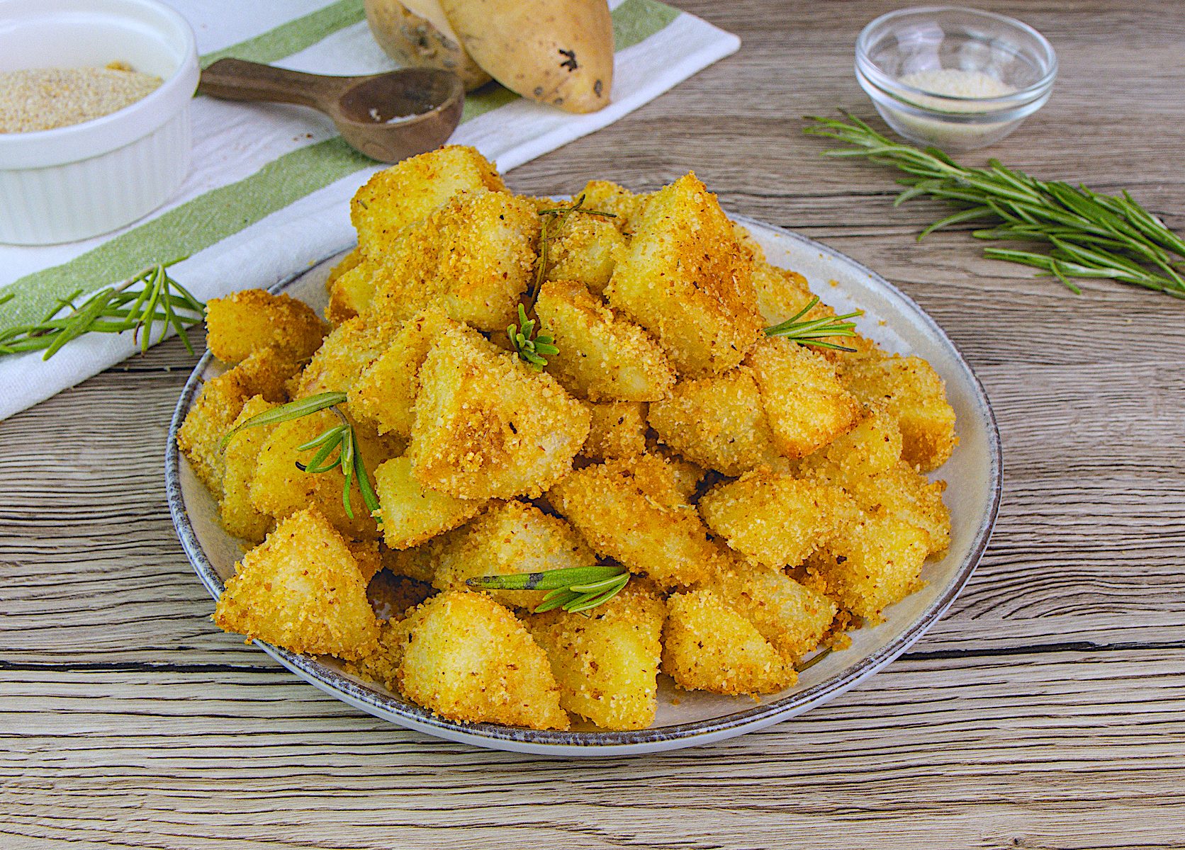 Patate sabbiose: la ricetta del contorno sfizioso al forno o in padella