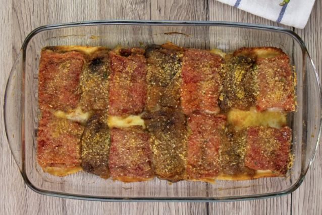 Involtini di peperoni al forno: la ricetta dell'antipasto estivo semplice e saporito