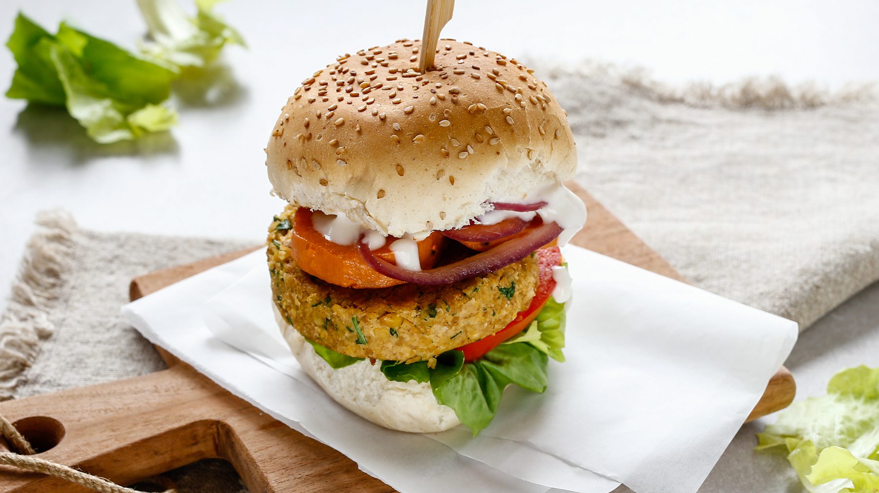 Burger di seitan la ricetta del secondo piatto vegano e gustoso