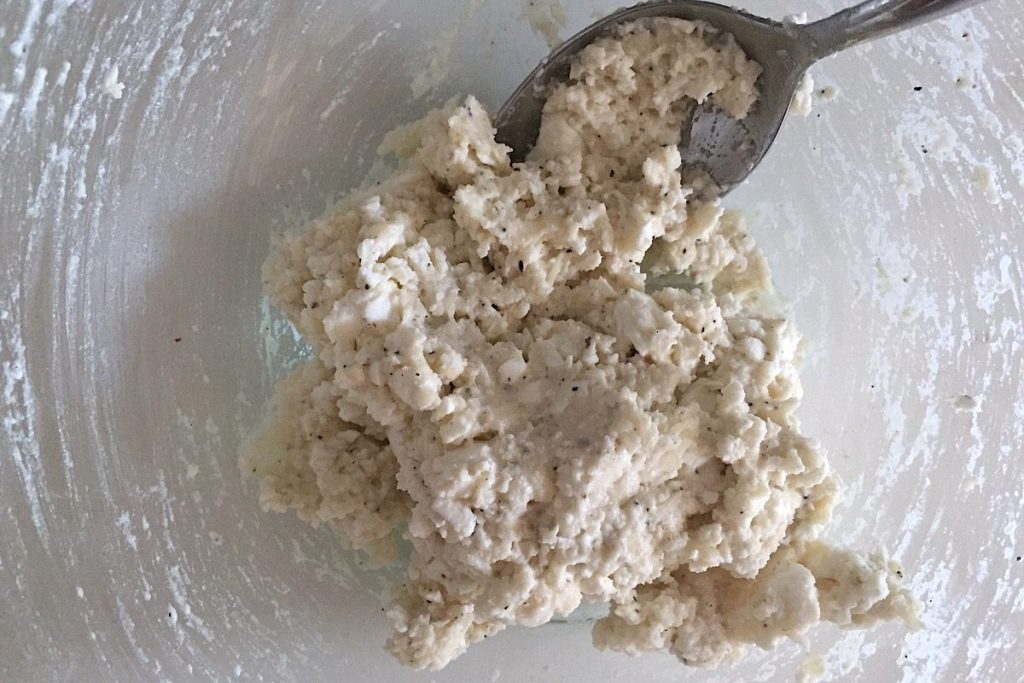 Cheese Balls the easy appetizer recipe for Greek tirokroketes