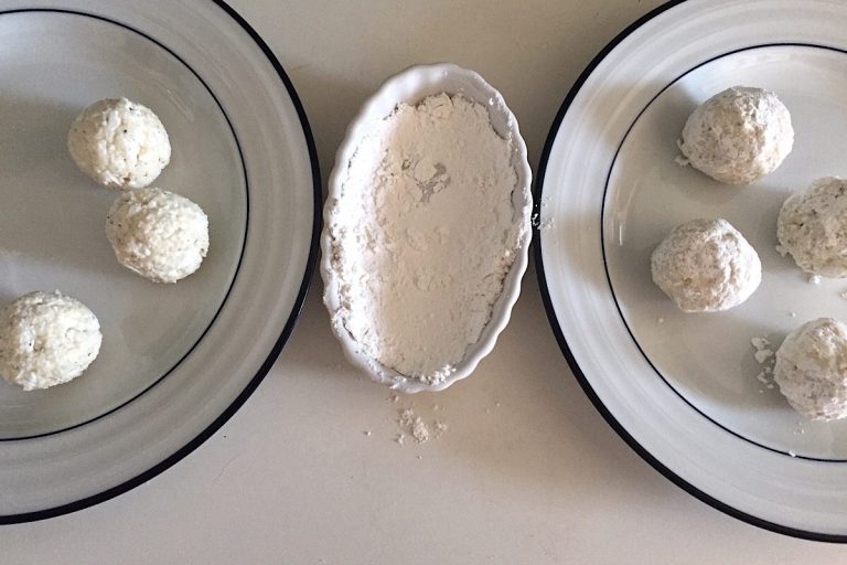 Cheese Balls the easy appetizer recipe for Greek tirokroketes